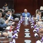 GOBIERNO DE VALENCIANO INICIA REHABILITACIÓN DE AV LAS MORAS🚧 Este lunes, si la lluvia lo permite, iniciamos la rehabilitación de la avenida Las Moras, desde Río San Pedro hasta el Parque Vida, un tramo clave que pedía atención urgente.