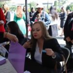 🚸 Reforzamos la seguridad vial con la rehabilitación de pintura en pasos peatonales de zonas de alta afluencia, como la plaza 80 Aniversario, el centro y la calle Tercera.